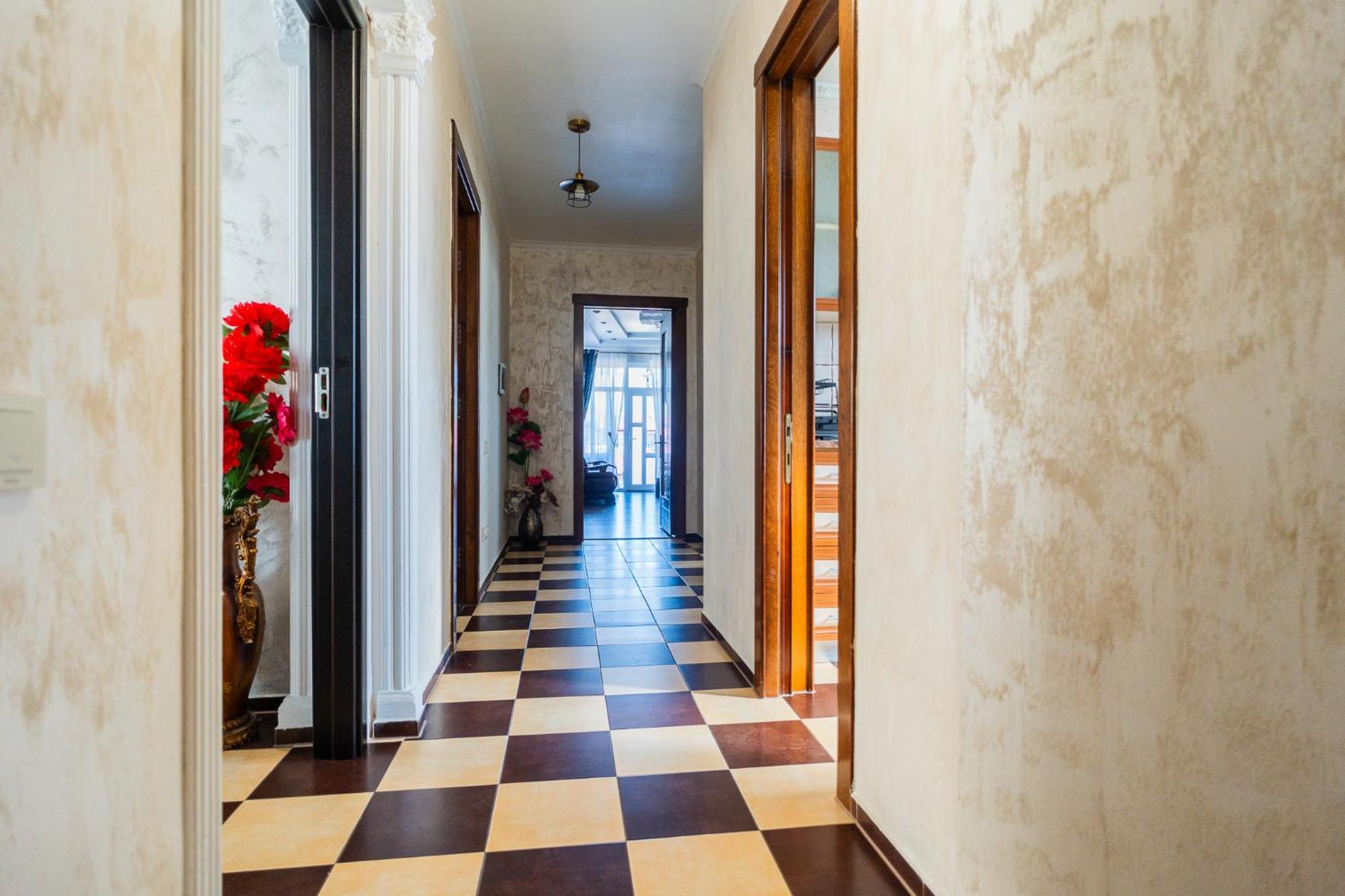 High-End 3Br Apartment - Private Garden, Terrace & Bbq Bucareste Exterior foto